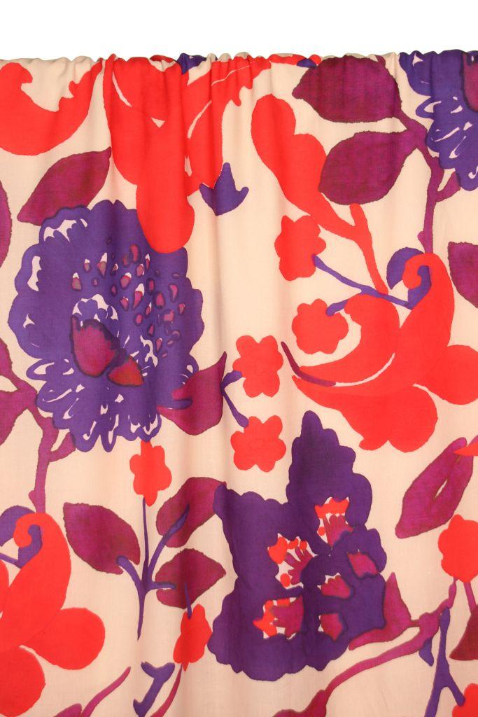 Leichte Baumwolle große Blüten rot violett